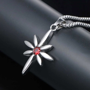 Punk style titanium steel necklace with a ruby flower pendant and a box chain link