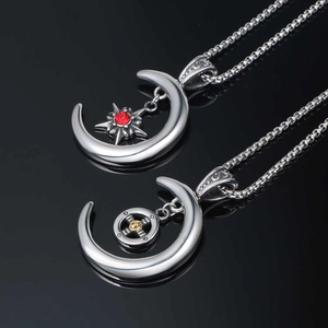 Colliers de couple en acier inoxydable poli avec pendentifs croissant de lune et étoile