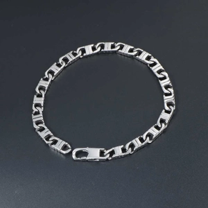 Polished silver geometric chain bracelet for men with durable lobster clasp closure