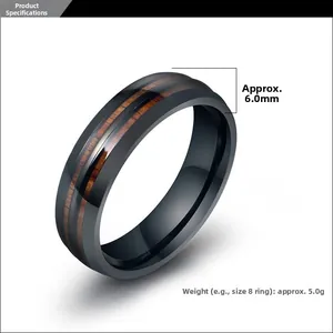 Bague en acier titane pour hommes avec insert bois, largeur 6mm et poids 5g en gros plan