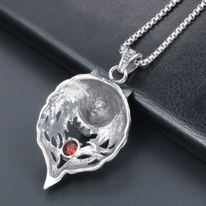 Vintage wolf head pendant necklace with red zircon in silver-tone stainless steel