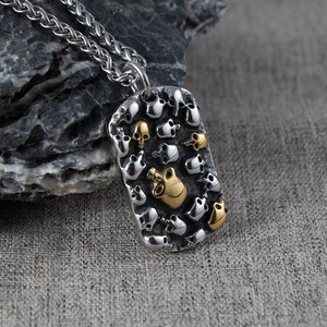 Vintage Punk Stainless Steel Skull Embossed Dog Tag Pendant Necklace Gothic Rock Jewelry For Men Women Fashion Gift