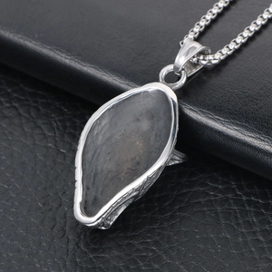 Gothic wolf head pendant necklace in silver stainless steel with dark textured stone