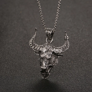 Hip Hop Men Titanium Steel Bull Head Pendant Necklace Antique Silver Gothic Bull Skull Animal Pendant Vintage Jewelry Gift For Men