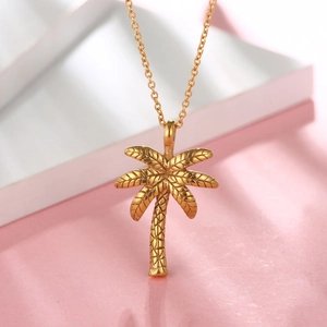 Exquisite gold palm tree pendant necklace with fine textures for summer beach vacation style