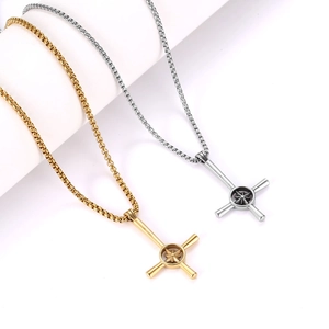Collana con pendente a croce e stella in acciaio inossidabile stile punk oro e argento