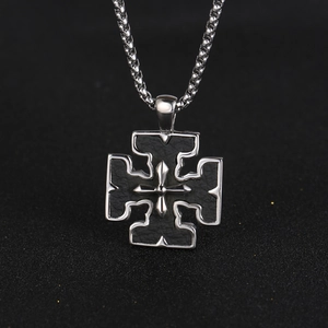 Collana con Ciondolo a Croce in Acciaio al Titanio da Uomo Vintage Lucido Geometrico Gotico Intarsio Nero Ciondolo Gioielli per Uomo Incontri