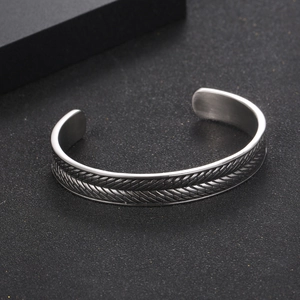 Silbernes offenes C-Manschettenarmband im Retro-Stil mit Weizenähren-Textur für Herren