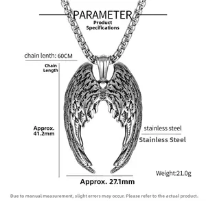 Détail du pendentif ailes d'ange en acier titane avec chaîne de 60 cm et dimensions