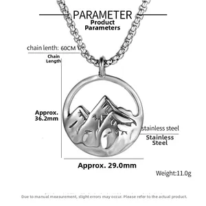 Détail du pendentif montagne en acier inoxydable avec chaîne de 60cm et mesures