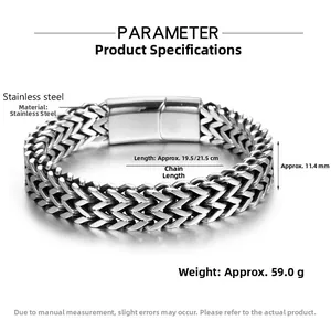 Détails du bracelet en acier titane avec largeur 11,4 mm et motif en arête de poisson