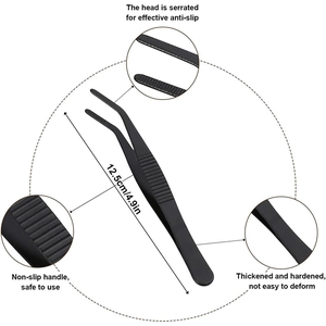 Black 4.9 inch curved feeding tweezers with anti-slip serrated tips for reptiles