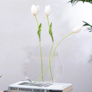 Modern wavy clear acrylic flower vase with tulip decoration for home aesthetic