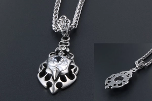 Detailed macro view showing the stainless steel pendant structure and back texture