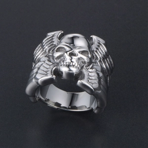 Bague tête de mort vintage avec ailes style punk en acier inoxydable poli