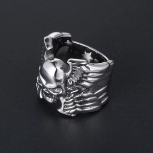 Bague gothique vintage tête de mort faucheuse avec ailes en acier inoxydable argenté