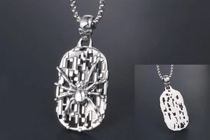 Gothic spider pendant necklace with skull accents in vintage silver stainless steel