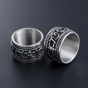 Retro titanium steel signet ring with gothic iris flower relief and beaded edges
