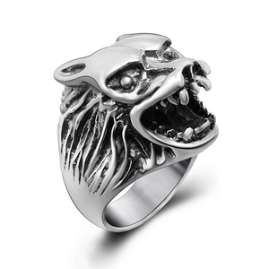 Vintage Titanium Steel Wolf Head Ring Punk Gothic 3D Animal Carved Biker Band Finger Ring For Unisex Cool Rock Jewelry Gift