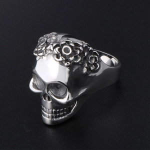 Gothic punk skull ring for men in titanium steel with detailed embossed flower relief