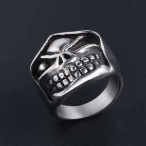 Gothic punk skull ring in vintage stainless steel with detailed silver carving