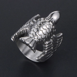 Vintage silver sea turtle ring in stainless steel with detailed shell texture for men