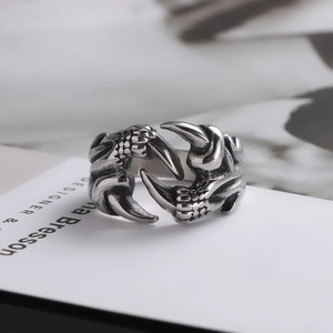 Vintage Dragon Claw Ring Men Gothic Punk Titanium Steel Jewelry Retro Oxidized Silver Adjustable Open Finger Ring Gift