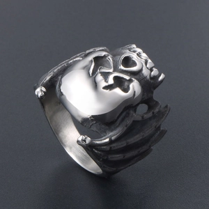 Vintage gothic skull ring with bat wings in stainless steel for men's punk style