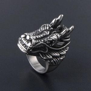 Vintage dragon head ring in silver stainless steel with detailed punk style carving