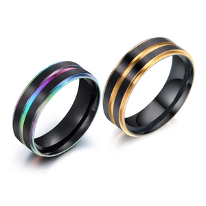 Bague Minimaliste en Acier Inoxydable Titane pour Hommes Femmes Arc-en-Ciel Or Électroplaqué Finition Brossée Bague de Mode Bijoux