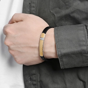 Bracelet pour hommes en caoutchouc noir avec motif d'écailles dorées et zircons brillants