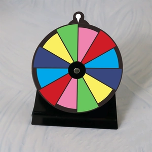 Roue de la fortune arc-en-ciel à 12 sections avec support de table en plastique noir