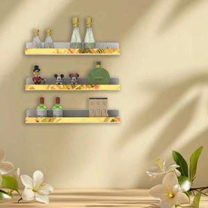 Three-piece set of 15-inch golden wall-mounted acrylic shelves for cosmetics and nail polish