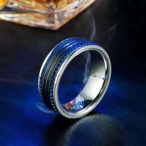 Bague homme en acier inoxydable avec pierres bleues et bande noire texturée