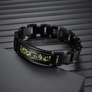 Bracelet pour homme en acier inoxydable noir mat avec insert camouflage et maillons