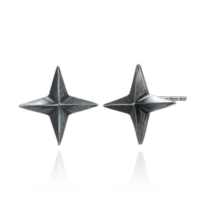 Vierzackige Stern-Ohrstecker im Vintage-Stil mit gebürstetem Antik-Silber-Finish