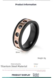 Vue détaillée d'une bague rotative de 8mm en acier inoxydable bicolore avec chiffres romains