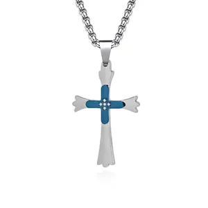 Collier Pendentif Croix Double Couche en Acier Inoxydable Minimaliste Pour Hommes Bijoux Croix de Chance Incrustés de Strass