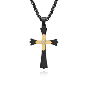 Pendentif croix pour homme noir et doré avec zircons et collier en chaîne noire