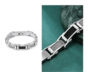 Vue détaillée du bracelet pour homme en acier inoxydable avec câbles et fermoir poli