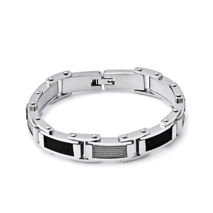 Bracelet pour homme en acier inoxydable avec câble inséré et motif de maillons rivetés