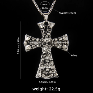 Pendentif croix tête de mort gothique sur chaîne en acier inoxydable fini vieilli