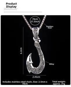 Détails du pendentif hameçon vintage avec gravure totem et chaîne en acier de 70 cm