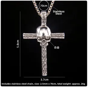 Pendentif croix tête de mort gothique, hauteur 5,8 cm avec chaîne en acier de 70 cm