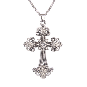 Collana gotica retrò con pendente a croce in acciaio inossidabile e cristalli lucidi