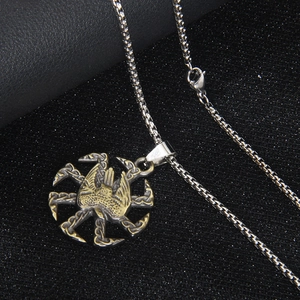 Pendentif aigle et symbole slave Kolovrat sur une chaîne en acier inoxydable pour homme
