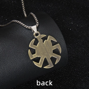 Collier Roue Solaire slave en acier inoxydable brossé avec chaîne box, vue arrière