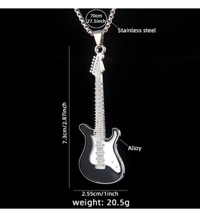 Détails du pendentif guitare noire en alliage avec chaîne en acier inoxydable et mesures