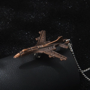 Collier avec pendentif avion de chasse en bronze et chaîne argentée pour homme aviation