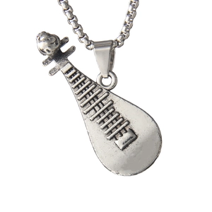 Collier pendentif pipa en acier inoxydable rétro avec texture vintage élégante